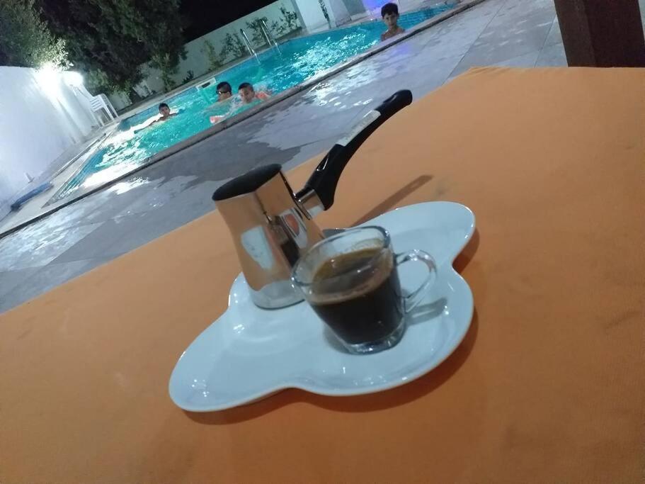 Magnifique Villa Avec Piscine Sur L'Ile De Djerba Pour Vacances Arkou Exterior photo
